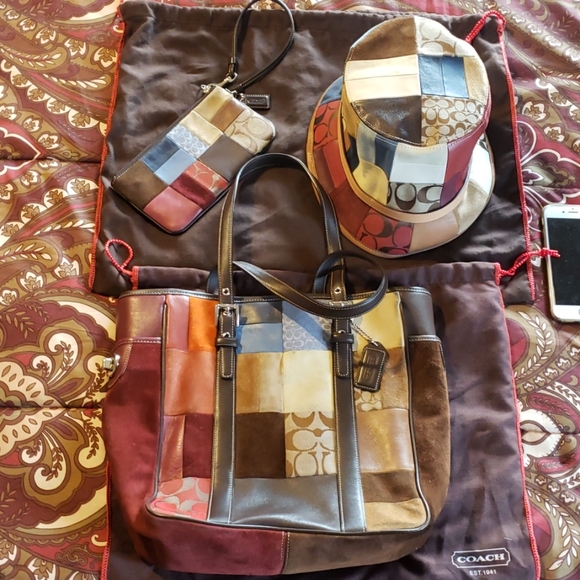 Coach set - Picture 2 of 8